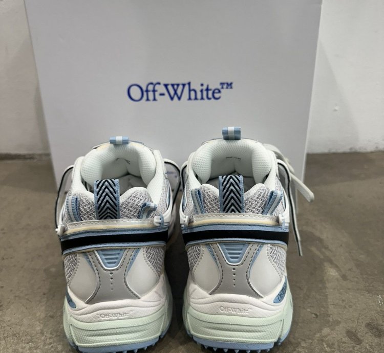 Off-white - Be Right Back Sneakers Light Blue