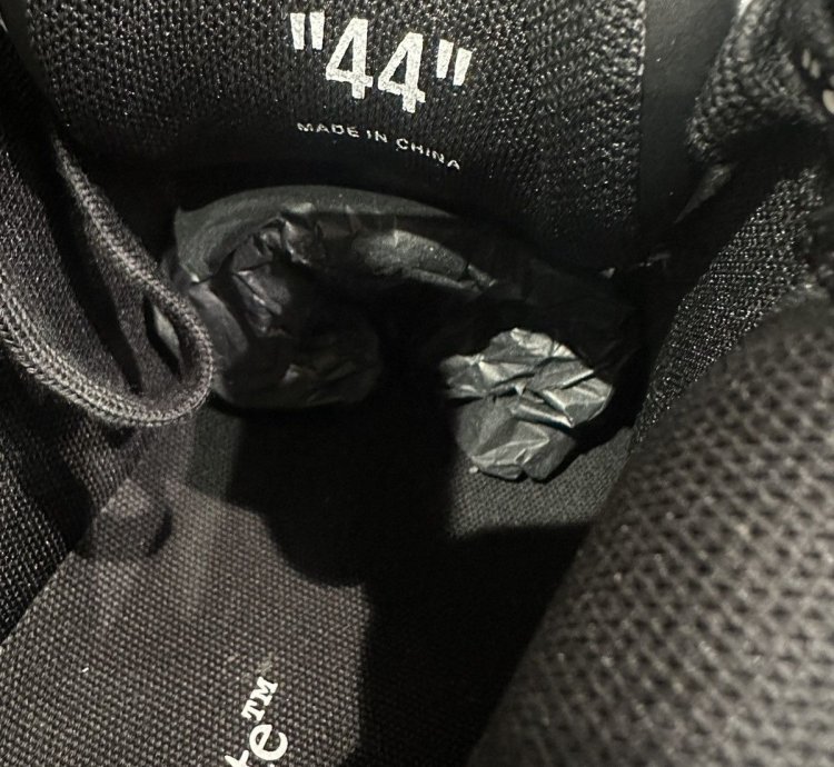 Off-white - Out Of Office Dark Grey Black Sneakers
