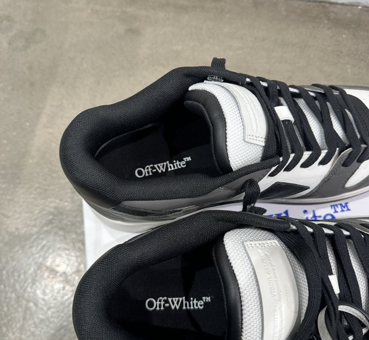 Off-white - Out Of Office Dark Grey Black Sneakers