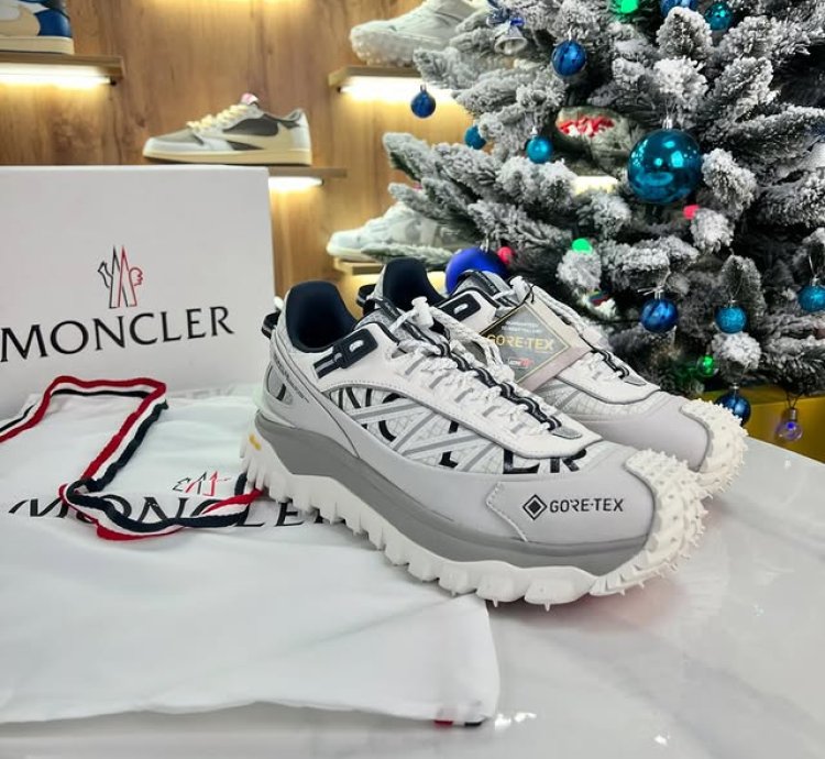 Moncler Trailgrip Gtx Silver White