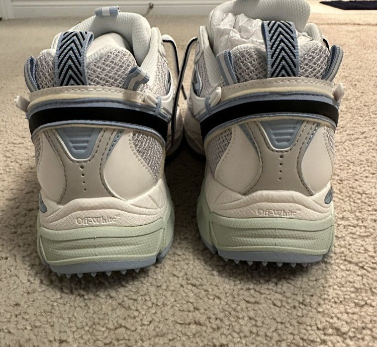 Off-white Be Right Back White Lightblue
