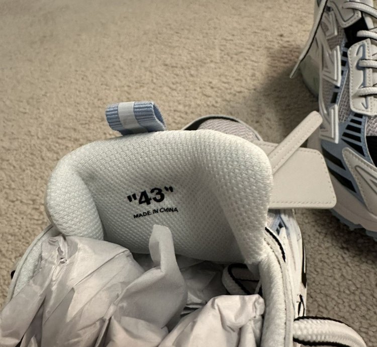 Off-white Be Right Back White Lightblue