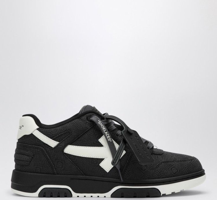 Off-white Black White Sneaker Out Of Office