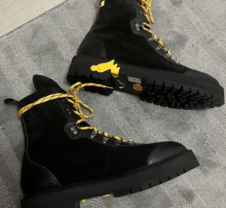 Off-white Hiking Boots
