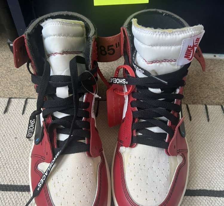 Off-white Jordon 1 Chicago