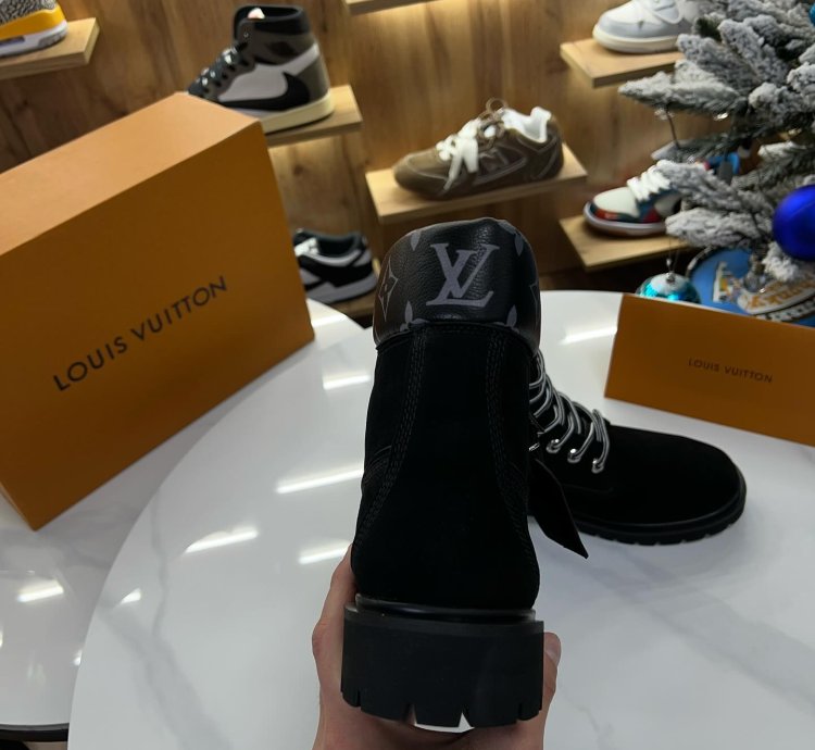 Louis Vuitton X Timberland Ankle Boot Black