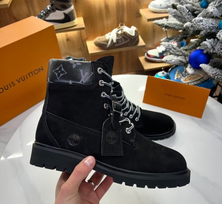 Louis Vuitton X Timberland Ankle Boot Black