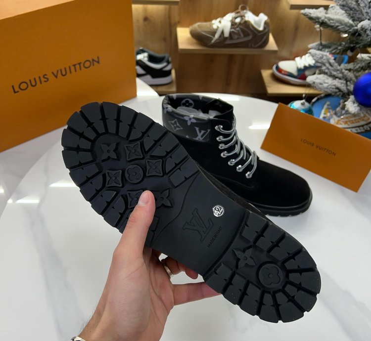 Louis Vuitton X Timberland Ankle Boot Black