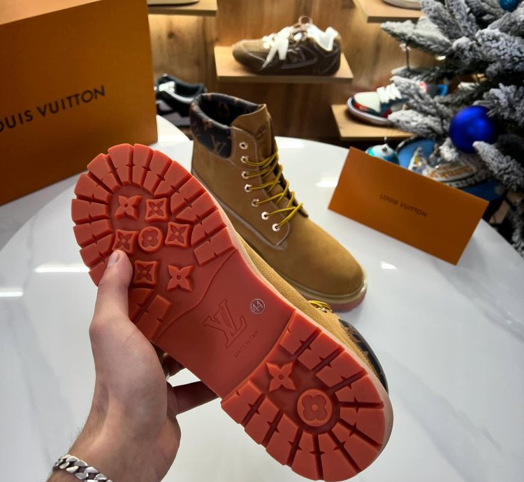 Louis Vuitton X Timberland Ankle Boot Brown