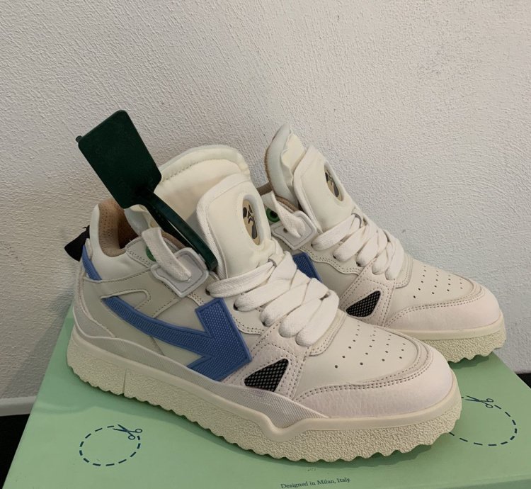 Off-white Midtop Sponge Snkrs Pristine