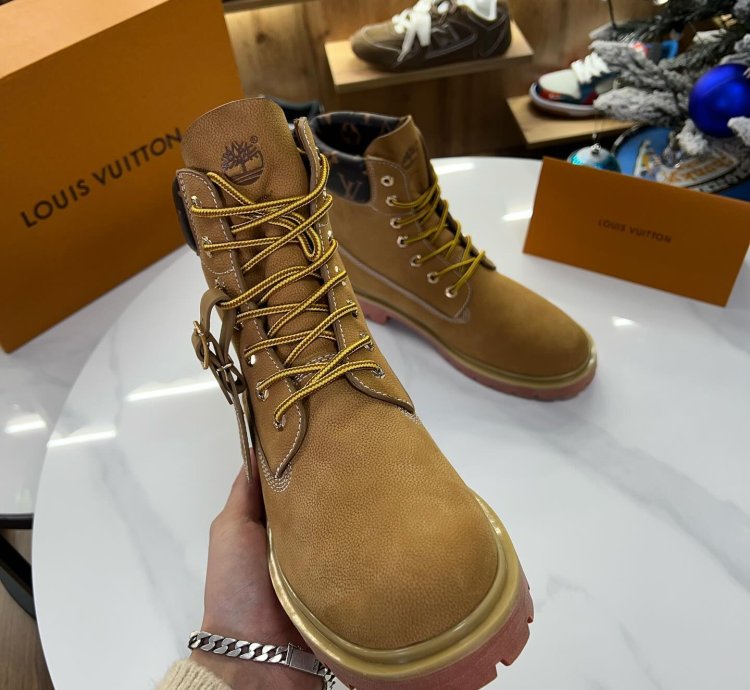 Louis Vuitton X Timberland Ankle Boot Brown