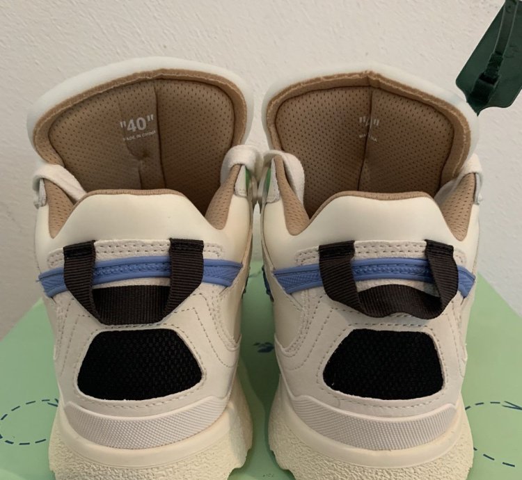 Off-white Midtop Sponge Snkrs Pristine