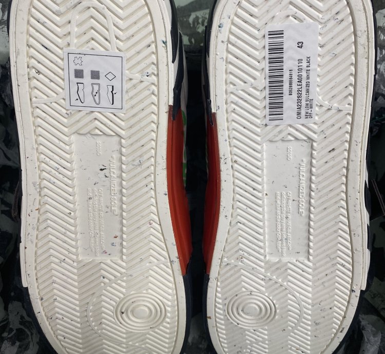 Off-white New Low Vulcanized Sneaker Black Bone