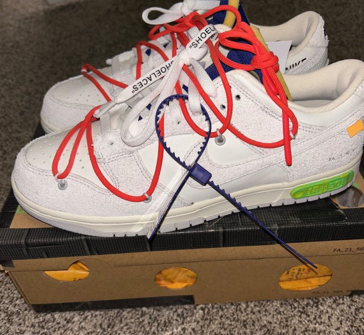 Off-white Nike Dunk Low Lot 13