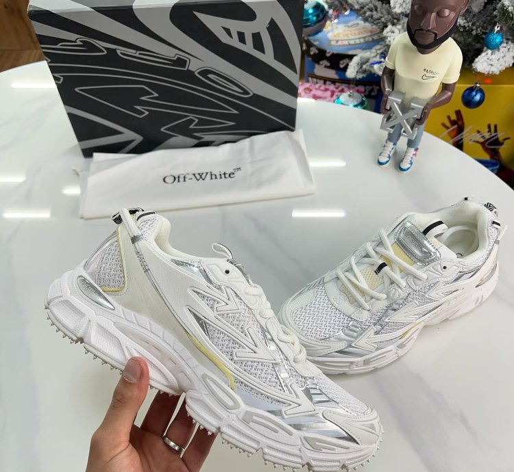 Off-white Be Right Back White