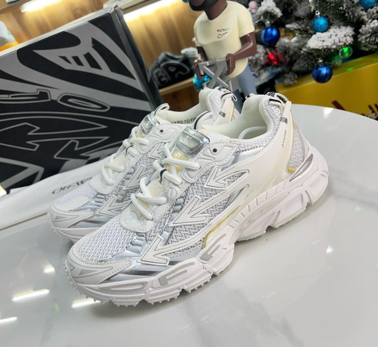 Off-white Be Right Back White