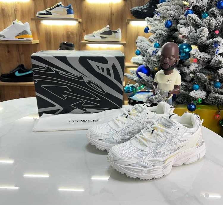 Off-white Be Right Back White
