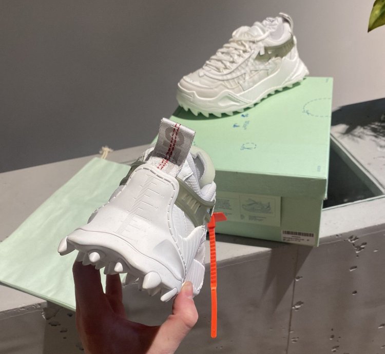 Off-white Odsy Sneaker