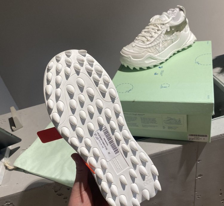 Off-white Odsy Sneaker