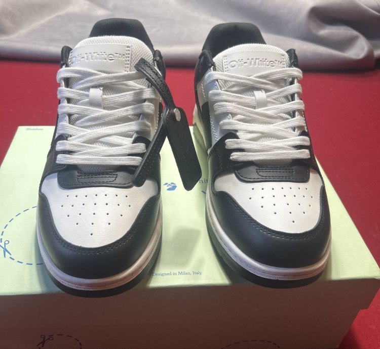 Off-white Out Of Office Calf Leather