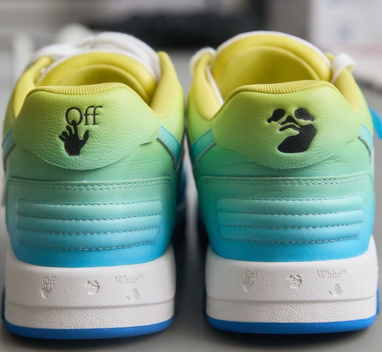 Off-white Out Of Office Degrade
