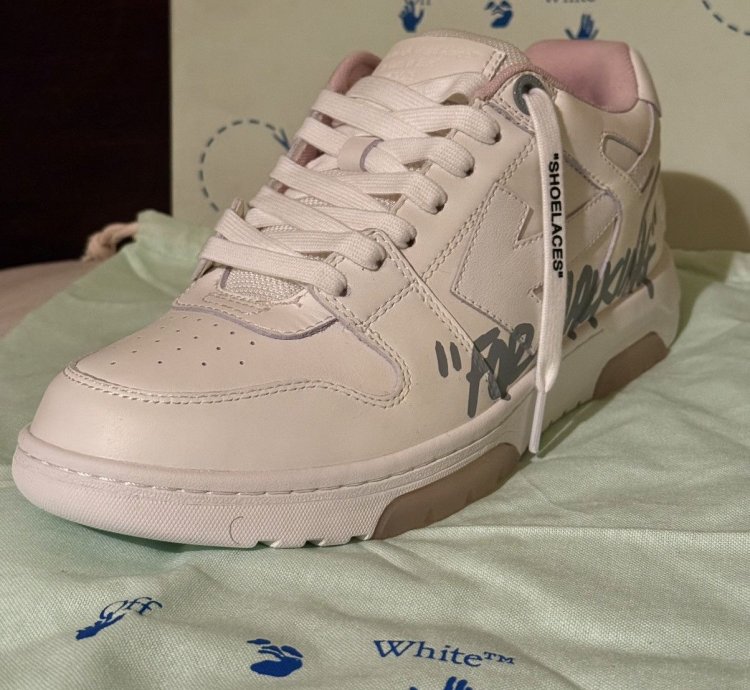 Off-white Out Of Office For Walking