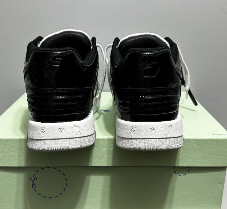 Off-white Out Of Office Sneaker