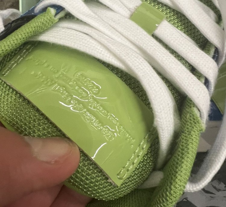 Off-white Out Of Office Specials Sneaker - Men