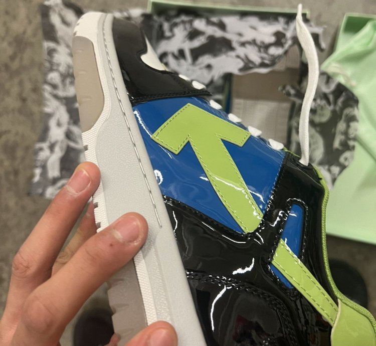 Off-white Out Of Office Specials Sneaker - Men