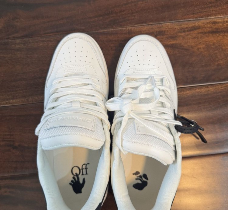 Off-white Out Of Office White Black
