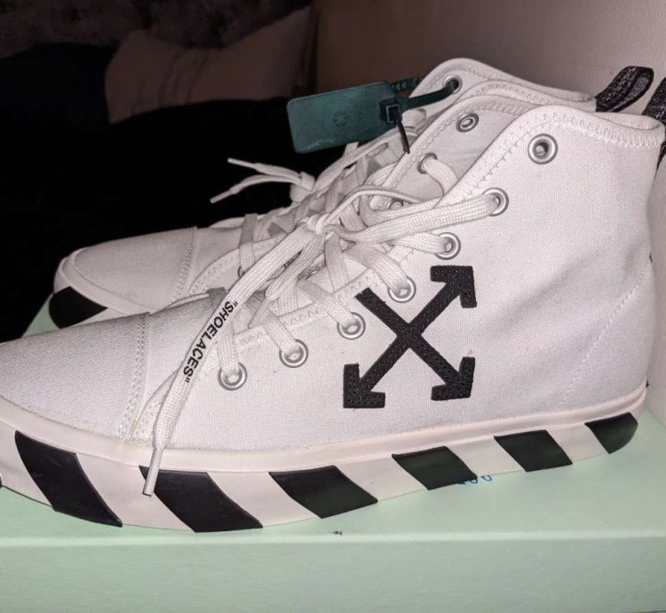 Off-white Vulc Sneaker Mid White Black- Size 12 46 Euro