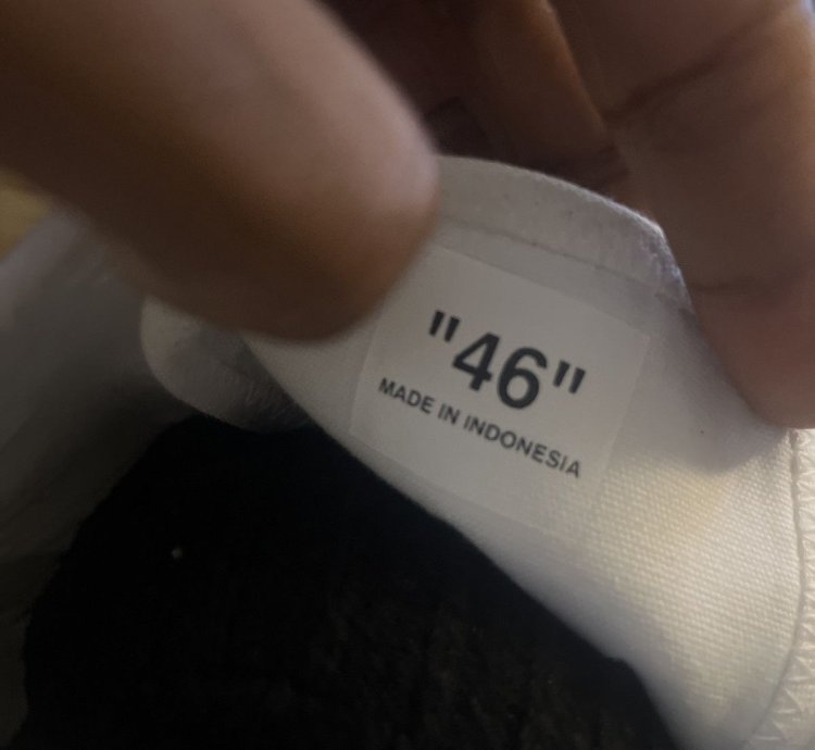 Off-white Vulc Sneaker Mid White Black- Size 12 46 Euro