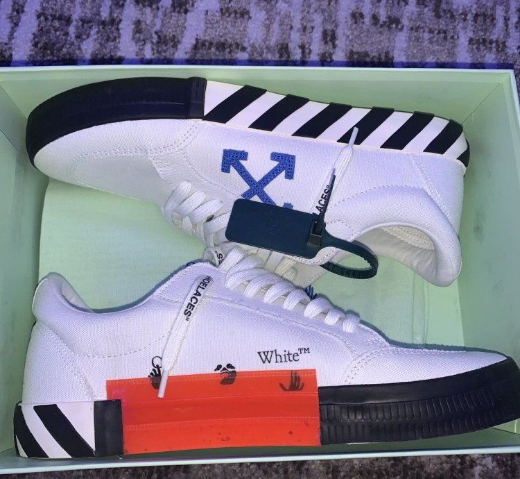 Off-white Vulcanized Canvas Shoes