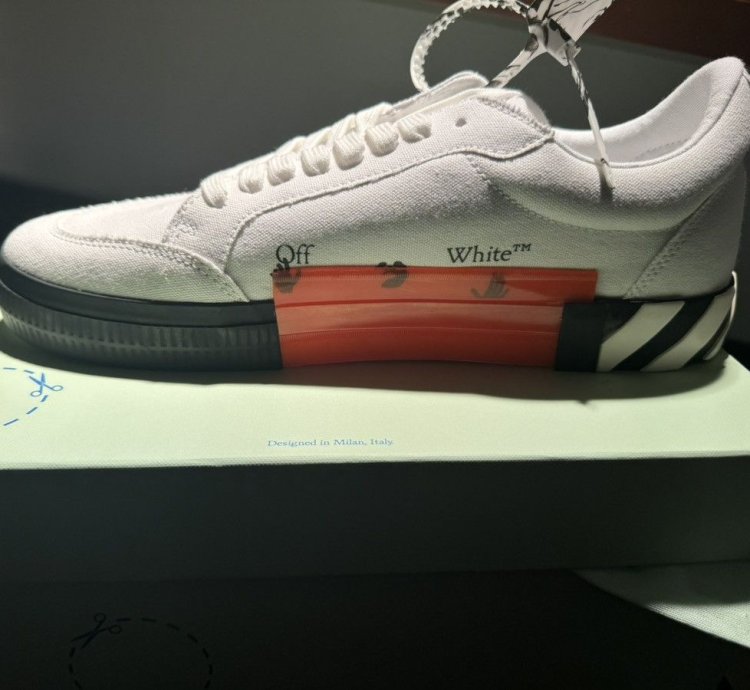 Off-white Vulcanized Low