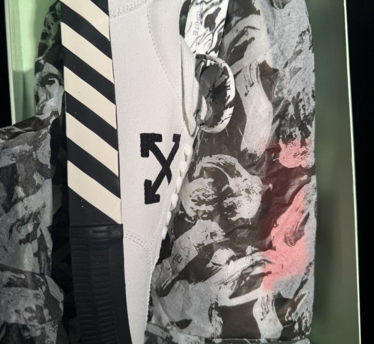 Off-white Vulcanized Low