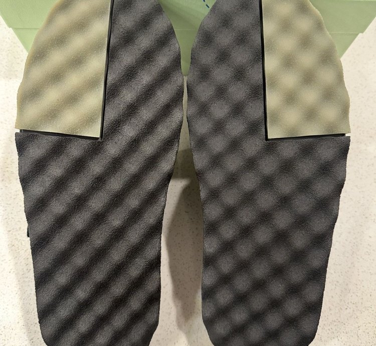 Offwhite Clogs