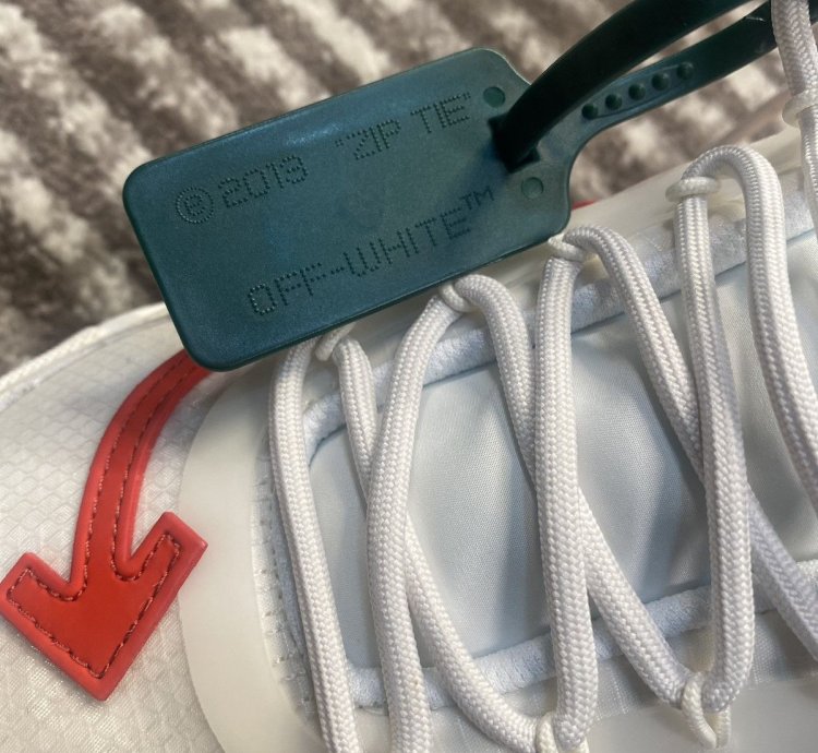 Offwhite Odsy 2000