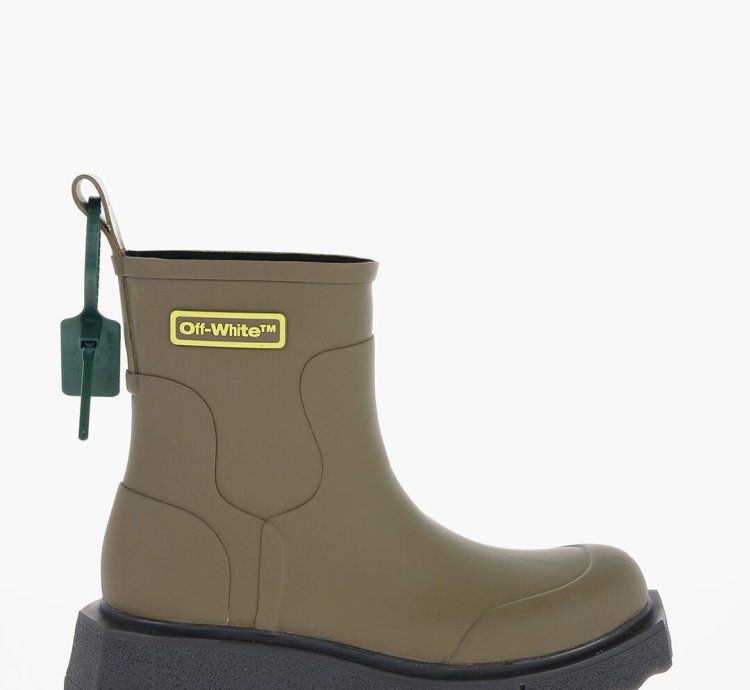Og1mm0824 Rubber Logo Sponge Booties In Military Green