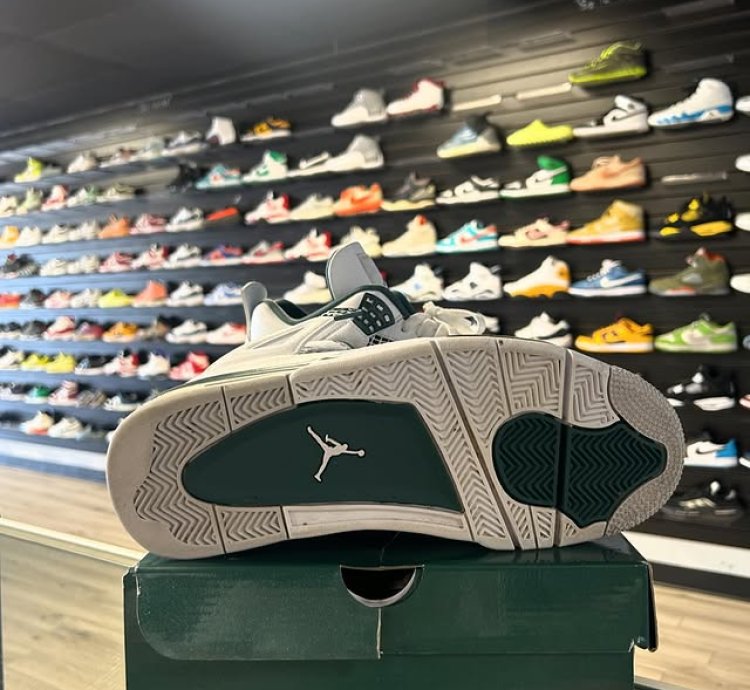 Jordan 4 oxidized