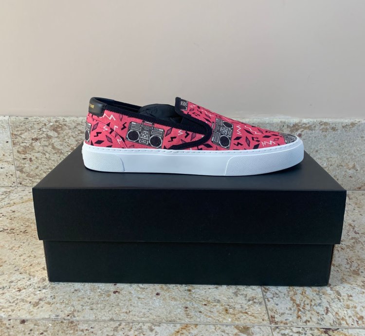 Radio Print Slip On Venice Trainer In Pink