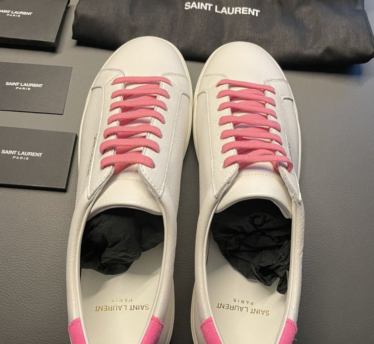 Rare Brand New Limited Edition Andy Runway Leather Sneakers