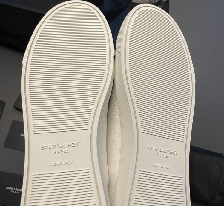 Rare Brand New Limited Edition Andy Runway Leather Sneakers