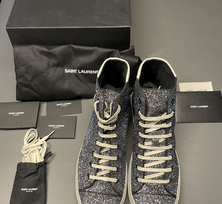 Rare Brand New Runway Bedford Glitter Sparkling Sneakers
