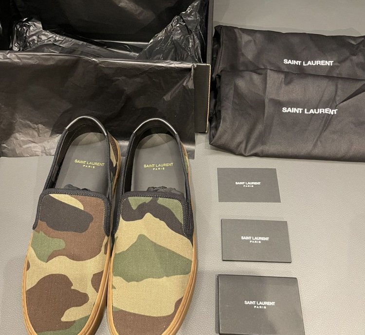 Rare Brand New Runway Moon Plus Slip On Loafer Shoes Limited