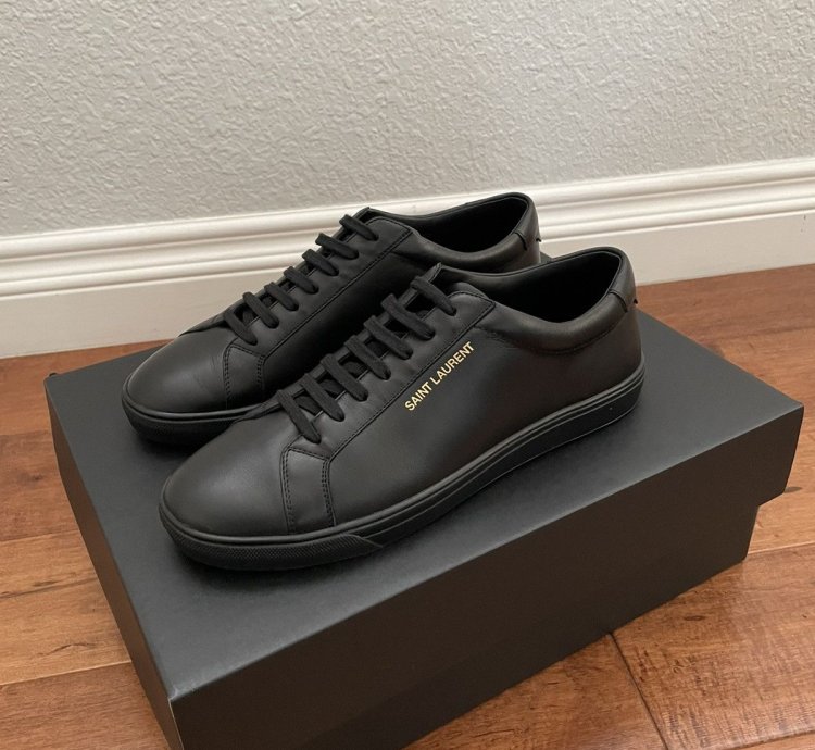 Saint Laurent Andy Low Top Sneakers