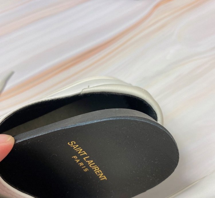 Saint Laurent Bedford