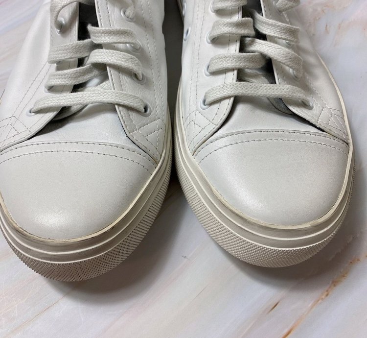 Saint Laurent Bedford