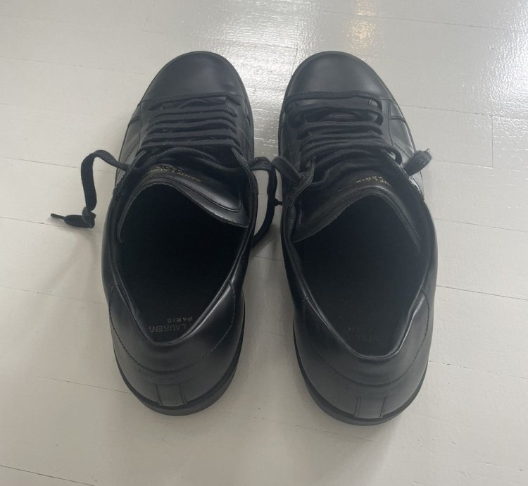 Saint Laurent Black Court Classics