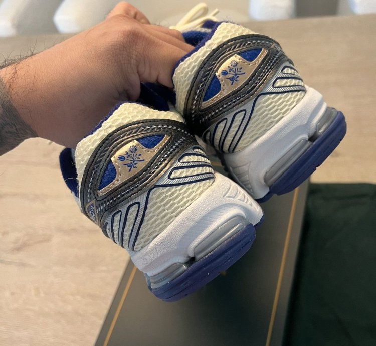 price Firm Ald New Balance 860v2 - Blue - Size 9 5