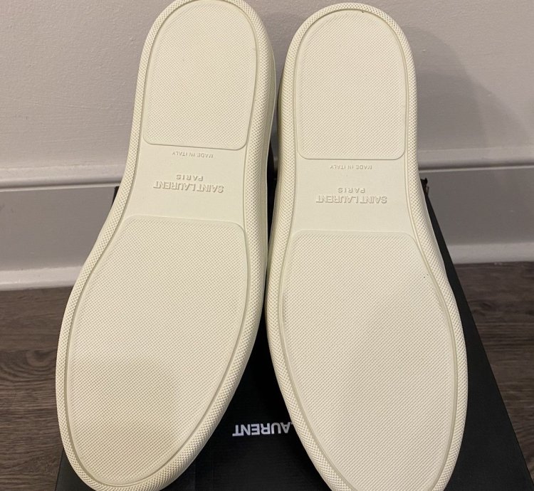 Saint Laurent Court Classic Bred Sl 10h Sneakers